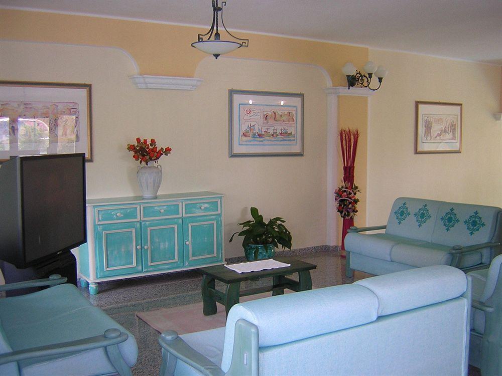 Residence Il Borgo Орозей Екстер'єр фото