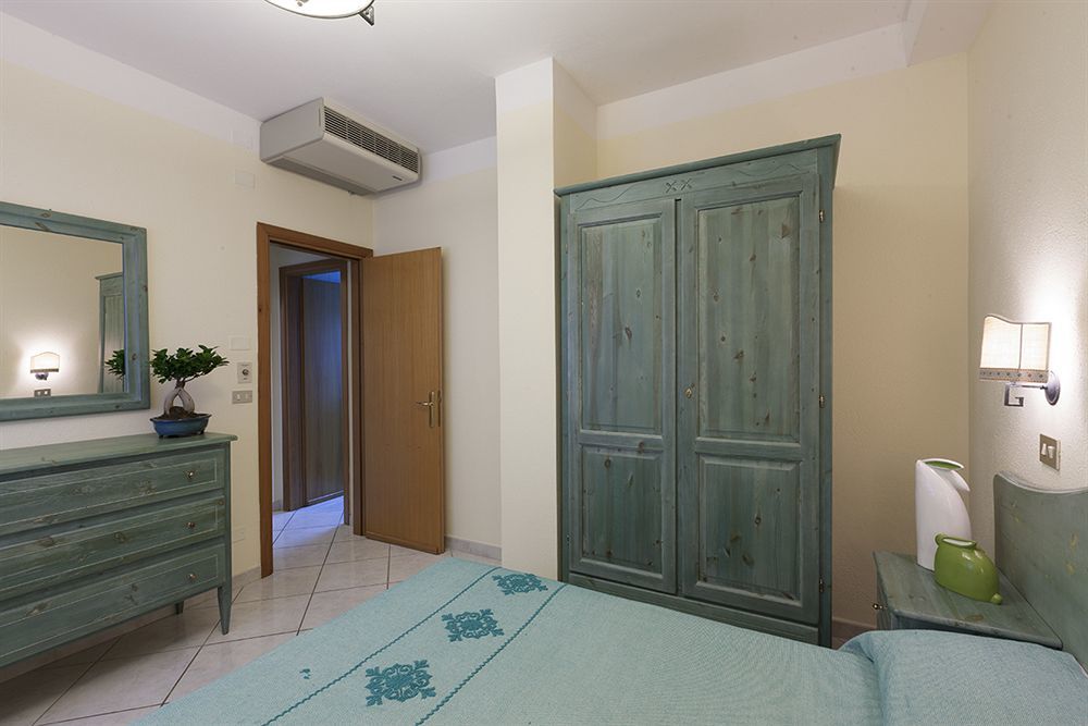 Residence Il Borgo Орозей Екстер'єр фото