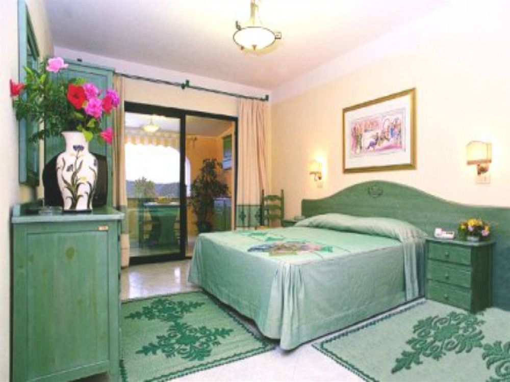 Residence Il Borgo Орозей Екстер'єр фото