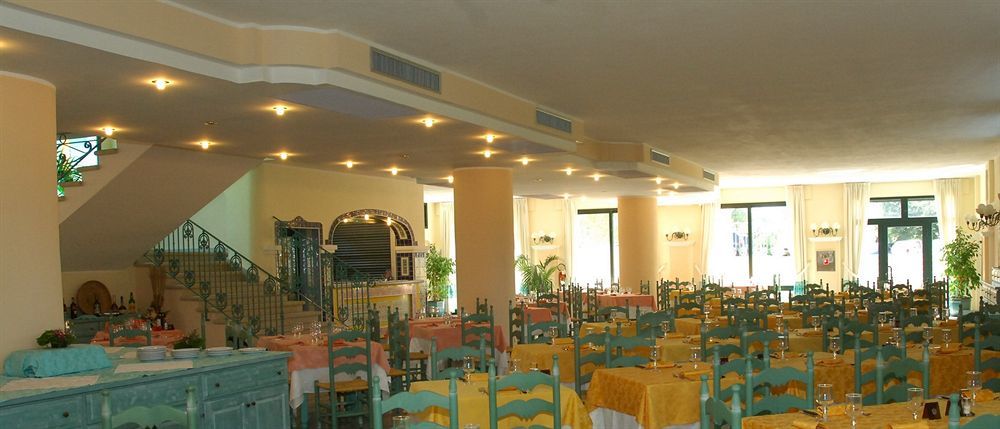 Residence Il Borgo Орозей Екстер'єр фото