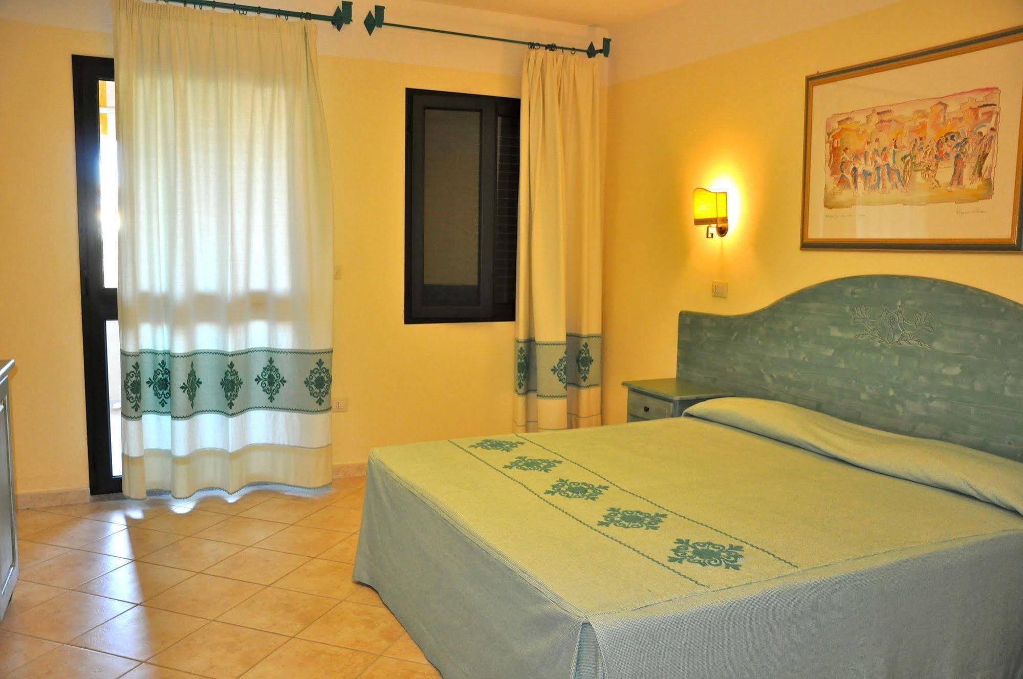 Residence Il Borgo Орозей Екстер'єр фото