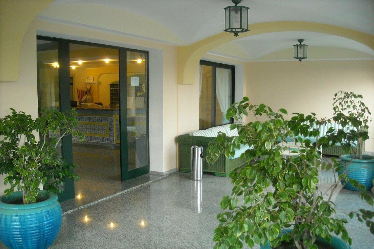 Residence Il Borgo Орозей Екстер'єр фото